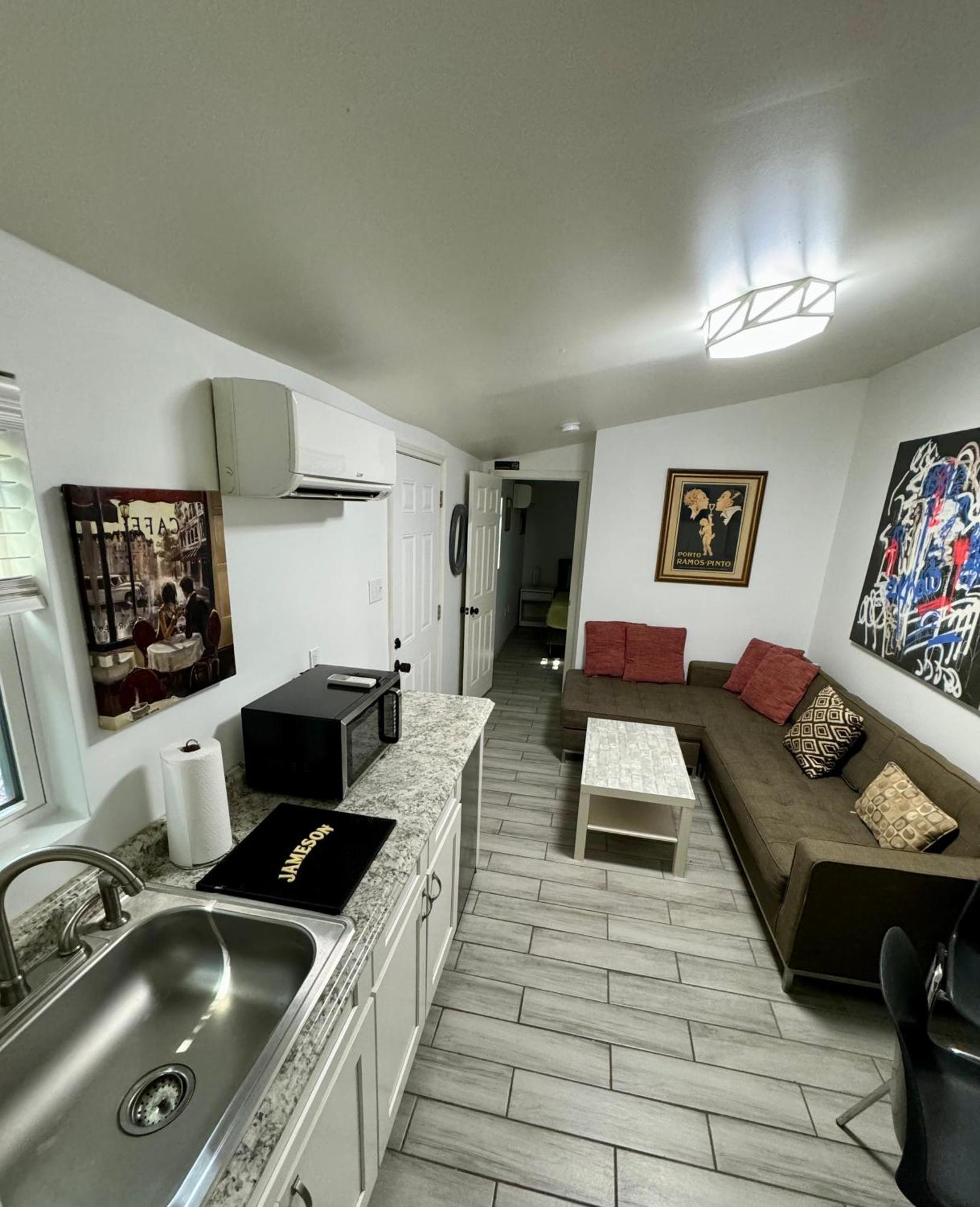One Bedroom Apartment With Hot Tub 2 Blocks To Magazine Street Νέα Ορλεάνη Εξωτερικό φωτογραφία